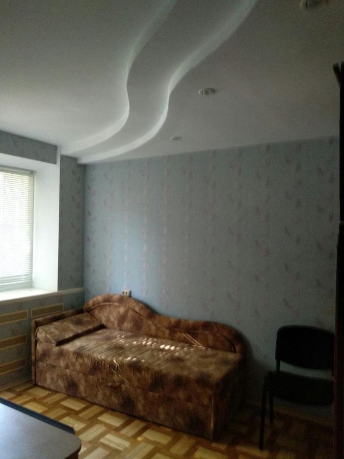4-x Apartments Center Wi-Fi с 3-мя спальнями 95м2 Чернигов Экстерьер фото