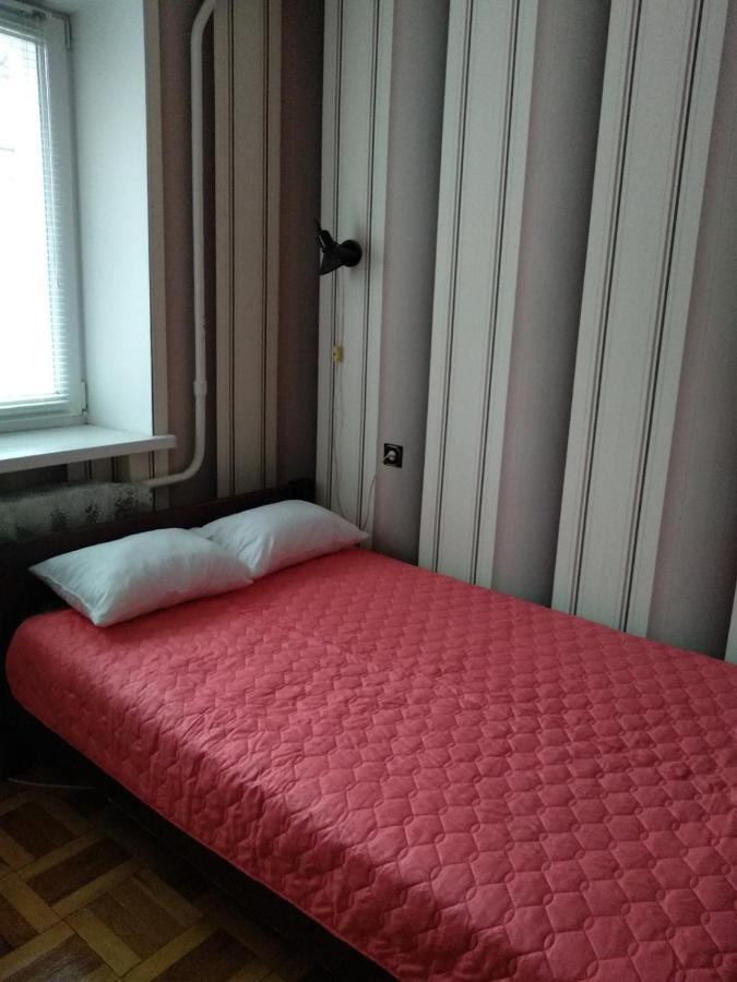 4-x Apartments Center Wi-Fi с 3-мя спальнями 95м2 Чернигов Экстерьер фото